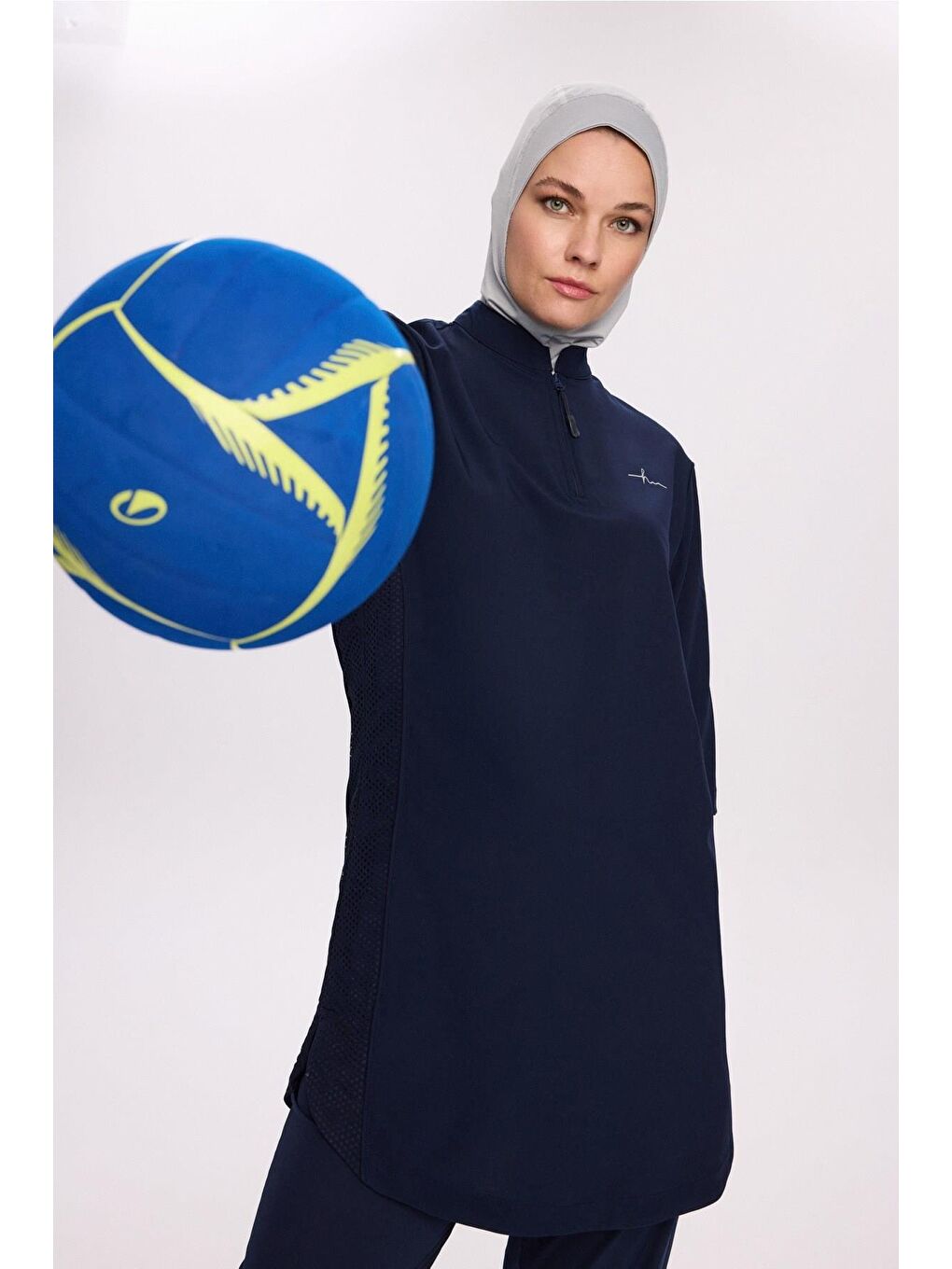 Active H-Per Fit Lazer Kesim Detaylı Lacivert Tesettür Antrenman Üstü Act-33-3