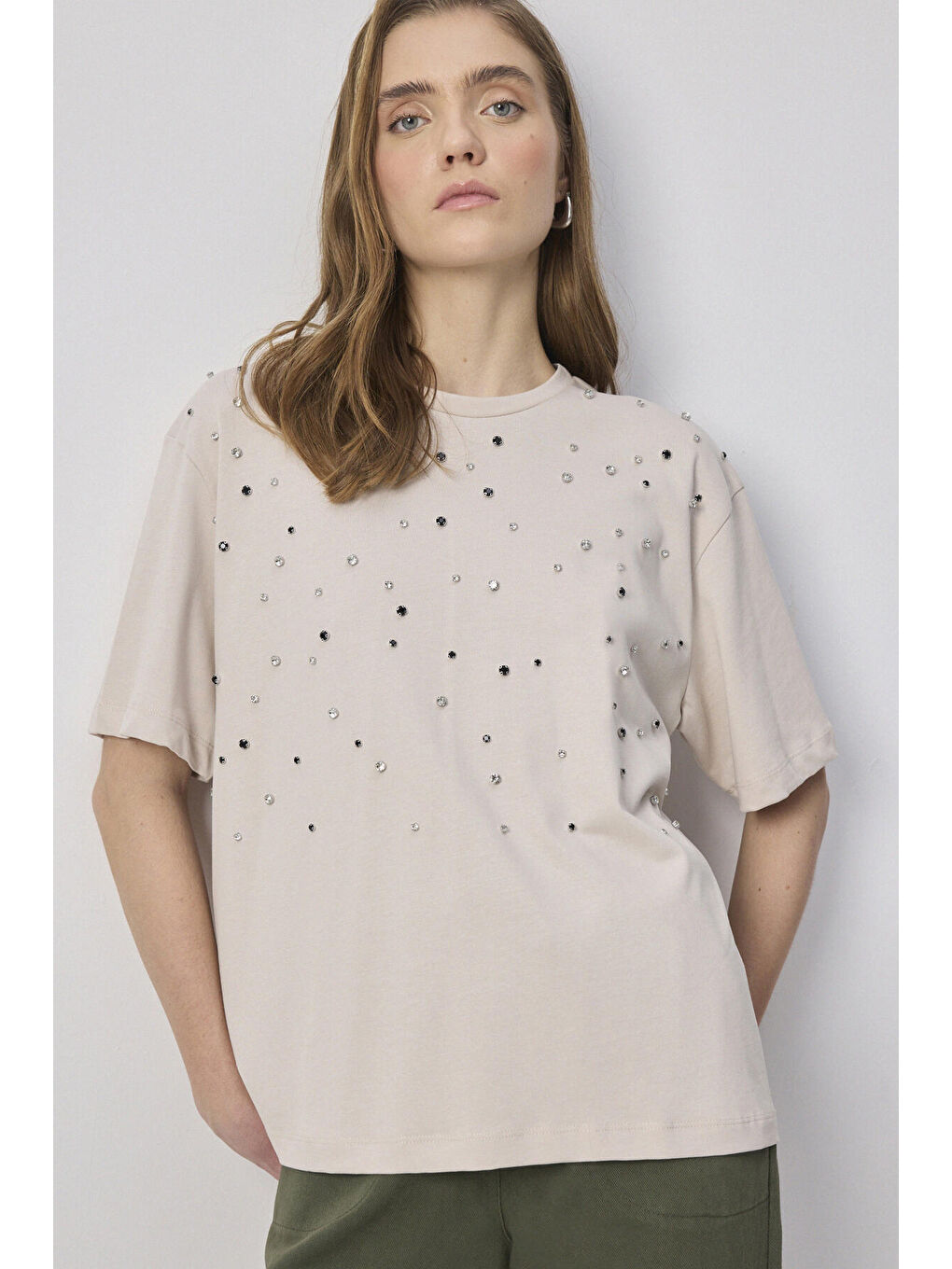 Bej Taş İşlemeli T-Shirt-1