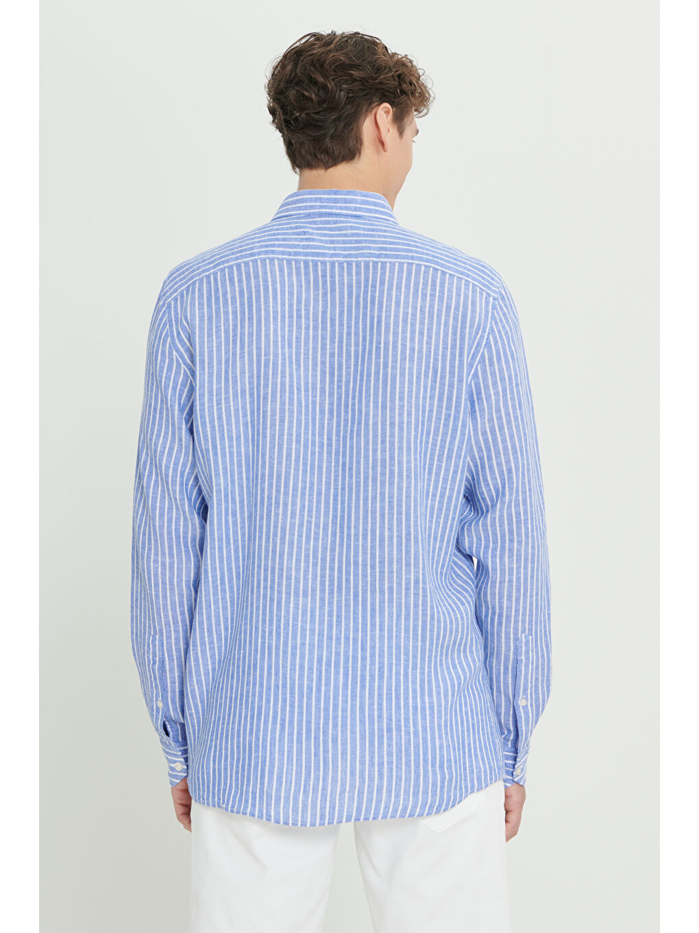 Erkek Beyaz-Lacivert Slim Fit Dar Kesim Düğmeli Yaka Çizgili Gömlek-5