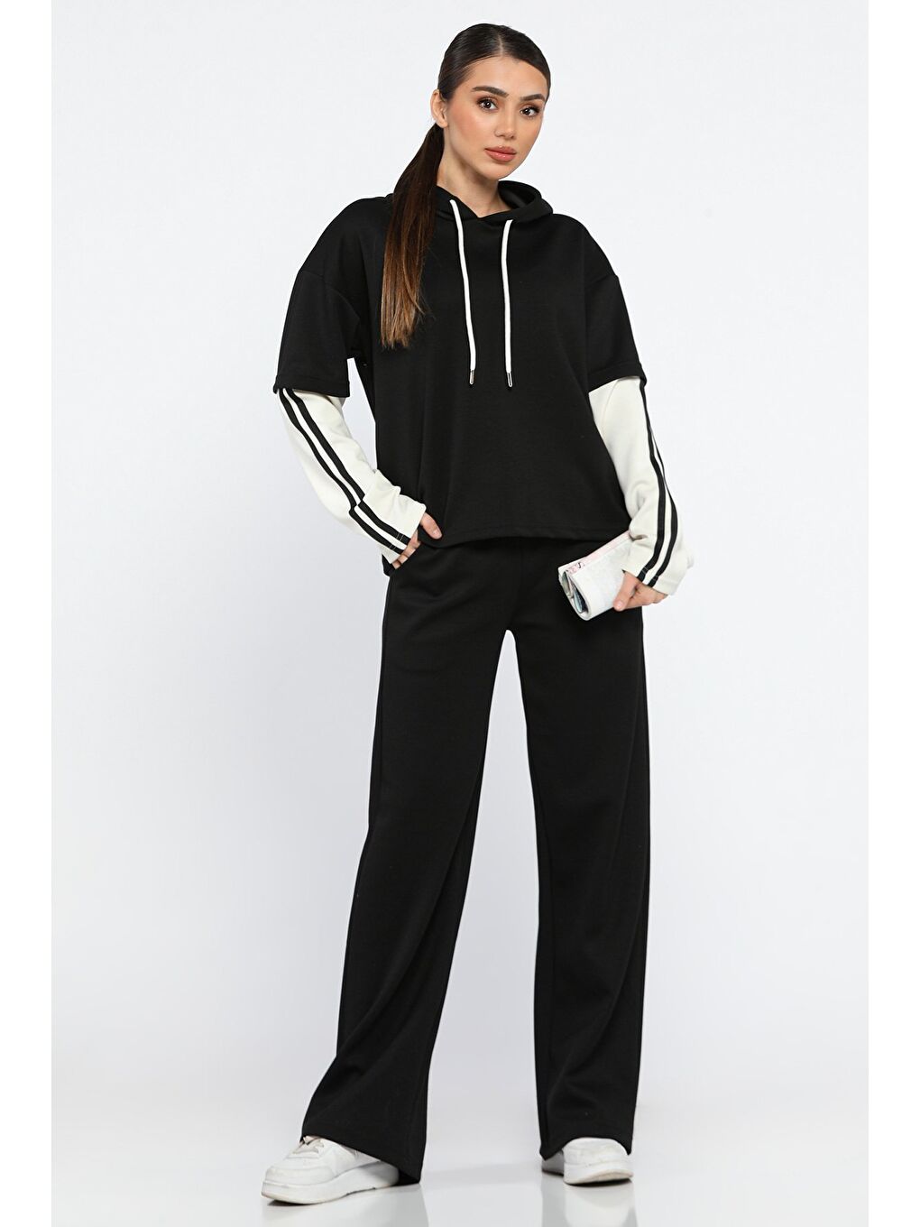 Siyah Kadın Kapüşonlu Renk Garnili Eşofman Takımı-1