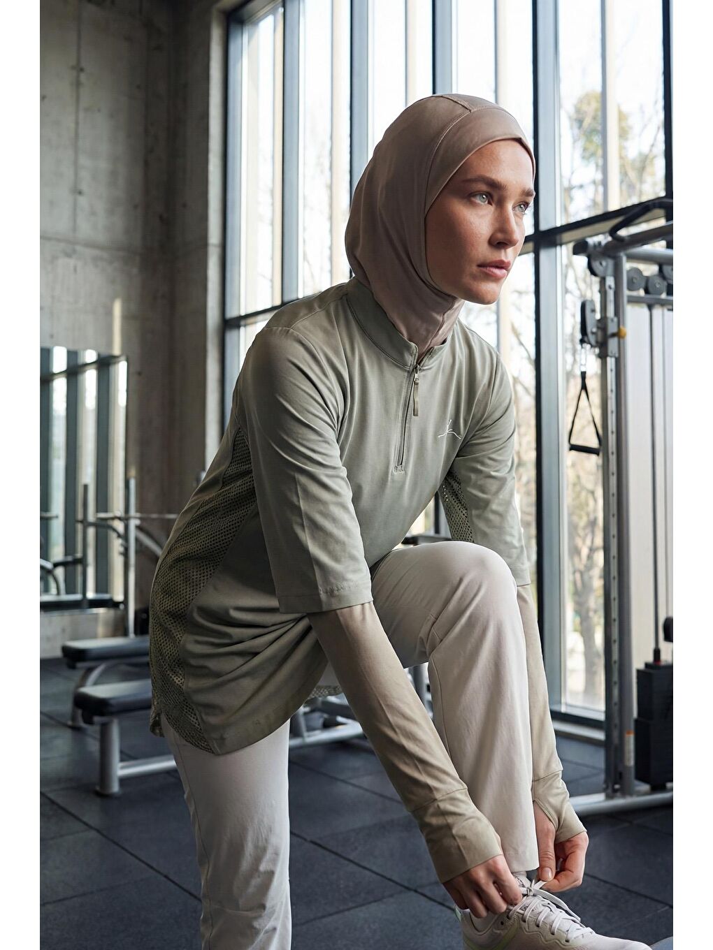 Yeşil Active H-Per Fit Lazer Kesim Detaylı Mint Tesettür Antrenman Üstü Act-33