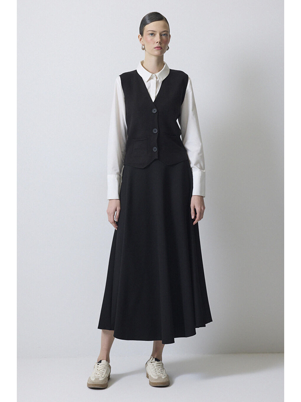 Siyah Dikişsiz Triko Yelek