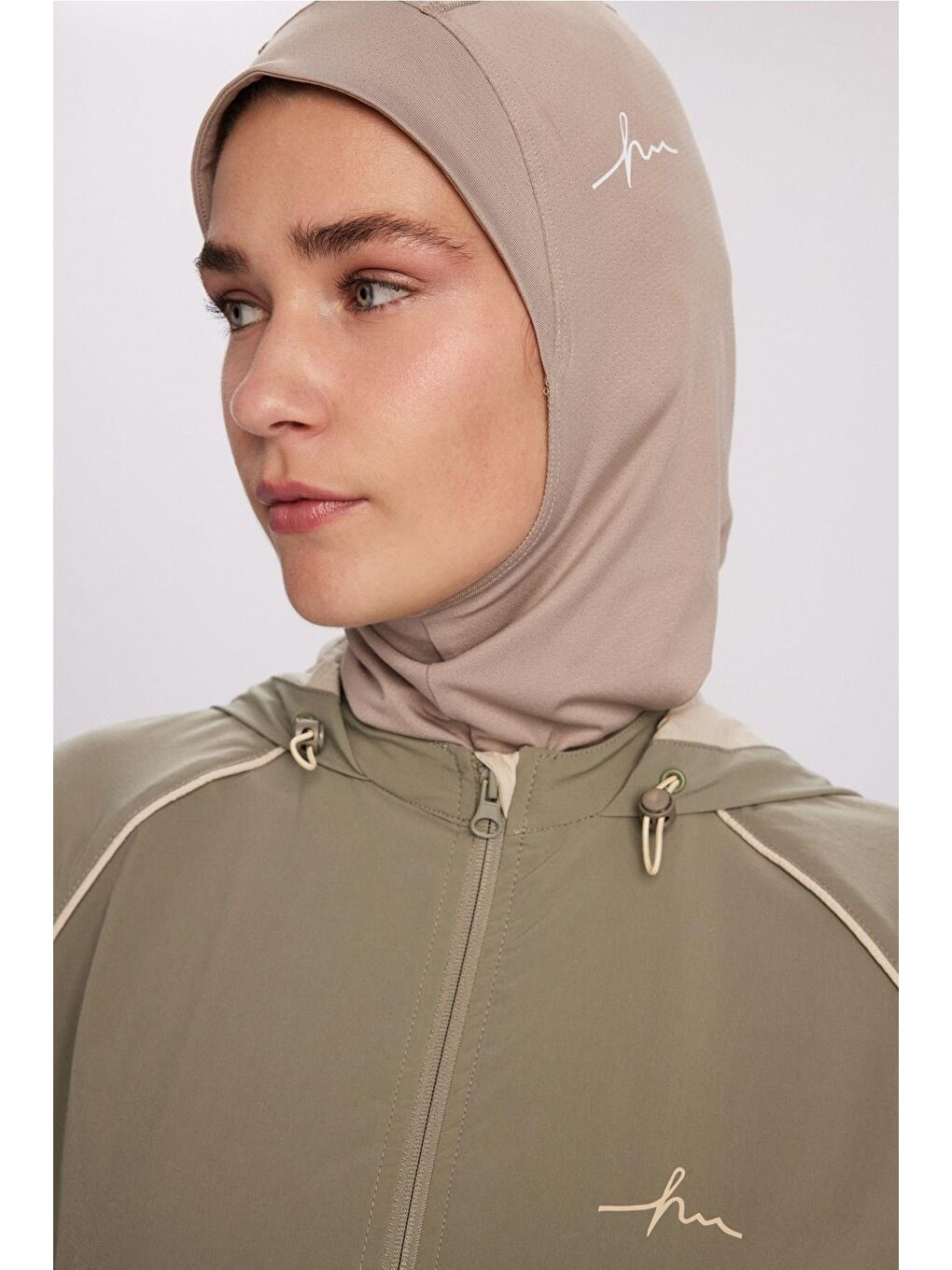 Yeşil Active H-Per Fit Kapüşonlu Biye Detaylı Mint Tesettür Yürüyüş Ceketi Act-37-6