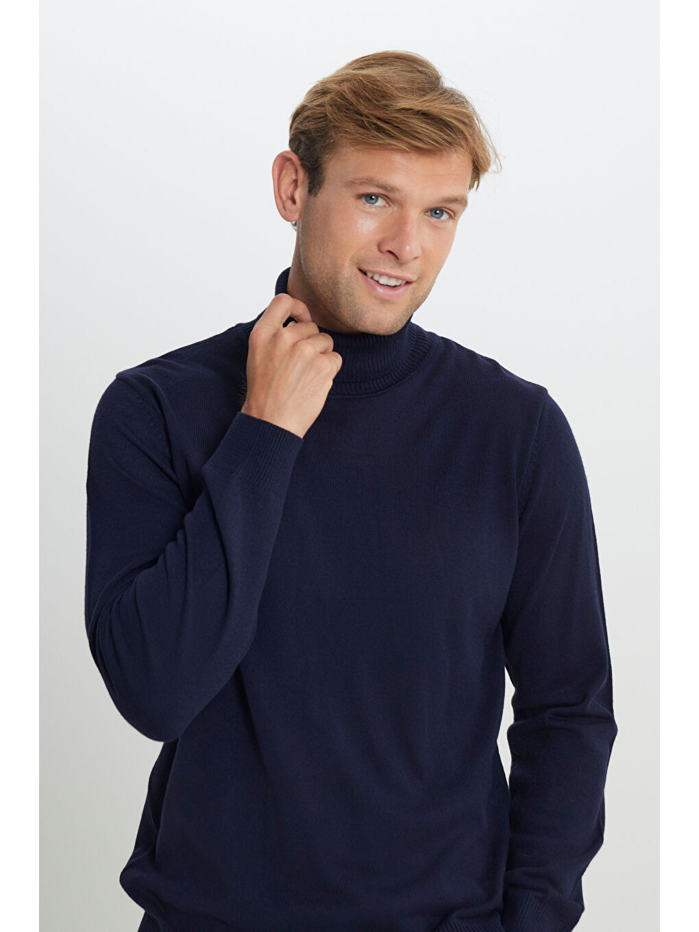 Erkek Lacivert Tüylenme Yapmayan Anti Pilling Özellikli Standart Fit Tam Balıkçı Yaka Triko-3