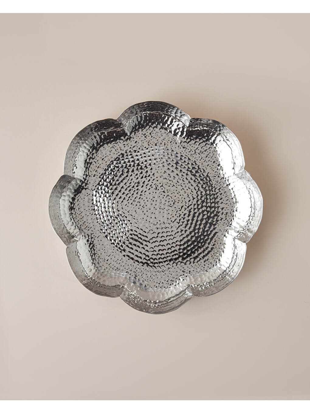 Gri Betina Metal Dekoratif Tepsi 30x5 Cm Gümüş-1