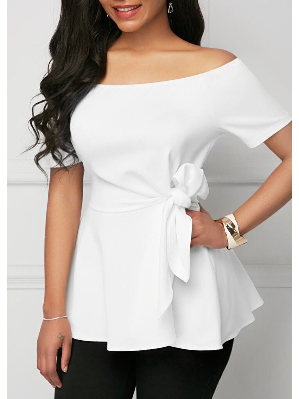 Beyaz Kadın Kısa Kollu Madonna Yaka Yandan Bağlamalı Ithal Krep Bluz