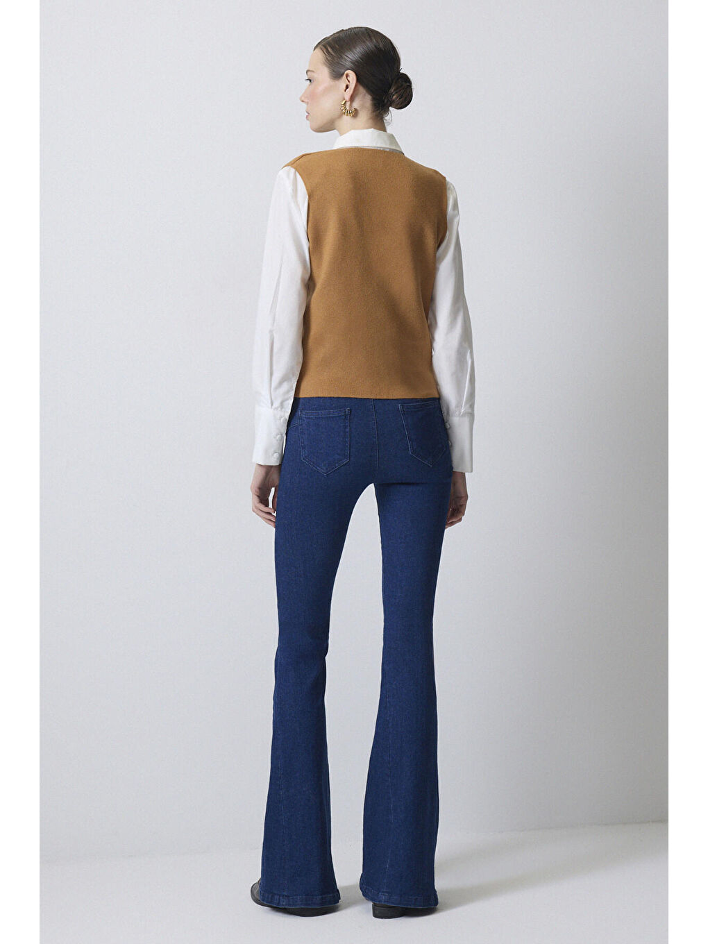 Kahverengi Dikişsiz Triko Yelek-3