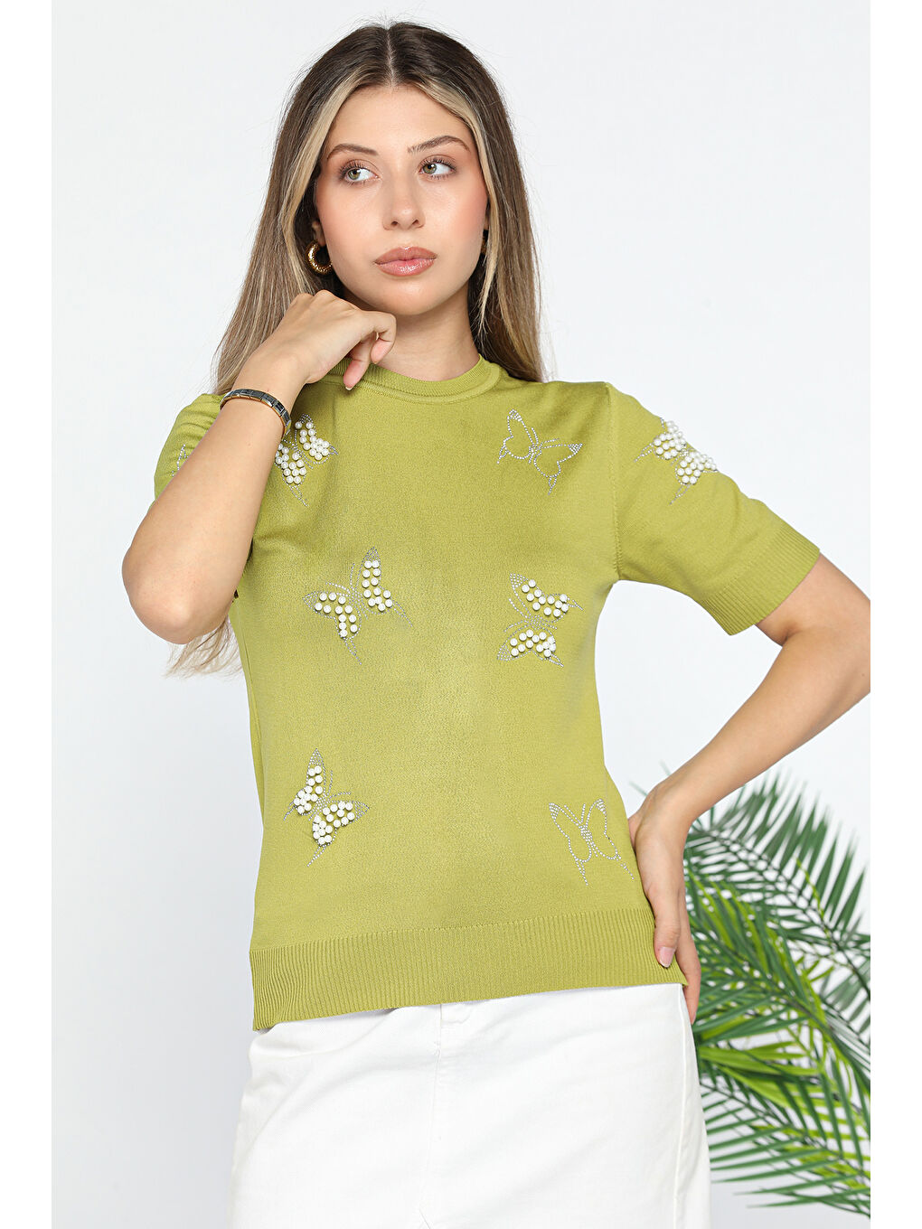 Yeşil İncili Baskılı Triko Tişört-1