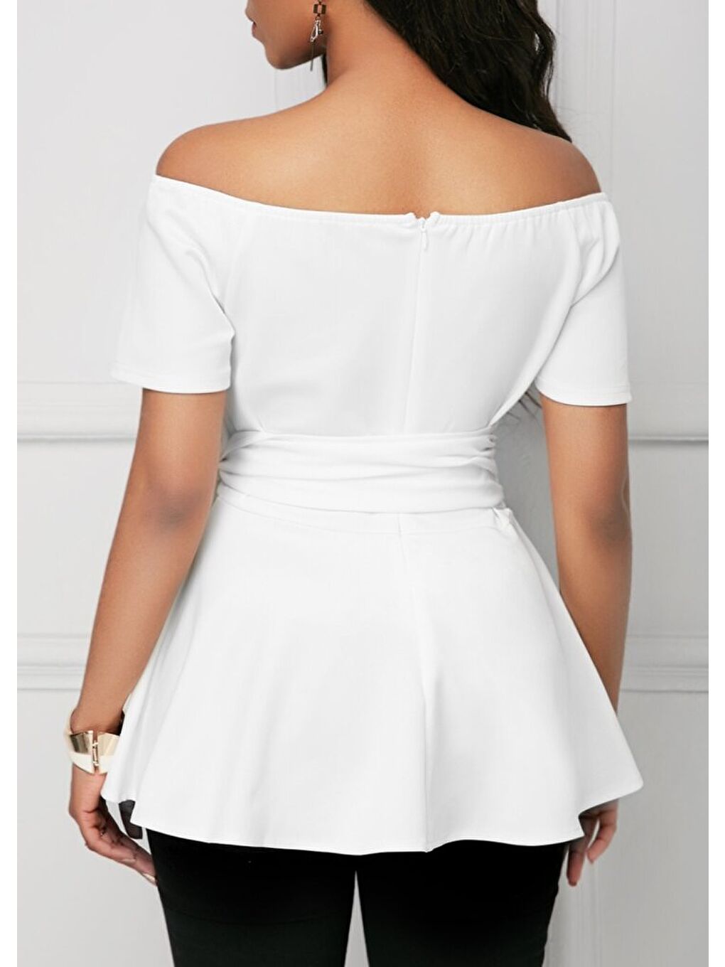 Beyaz Kadın Kısa Kollu Madonna Yaka Yandan Bağlamalı Ithal Krep Bluz-2