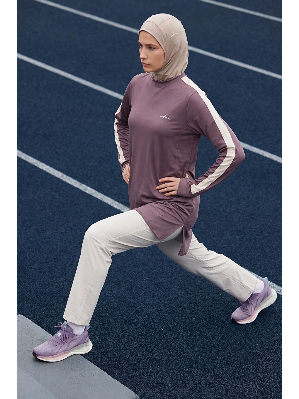 Active H-Per Fit Bisiklet Yaka Kolları Şerit Detaylı Mor Tesettür Antrenman Üstü Act-35-1