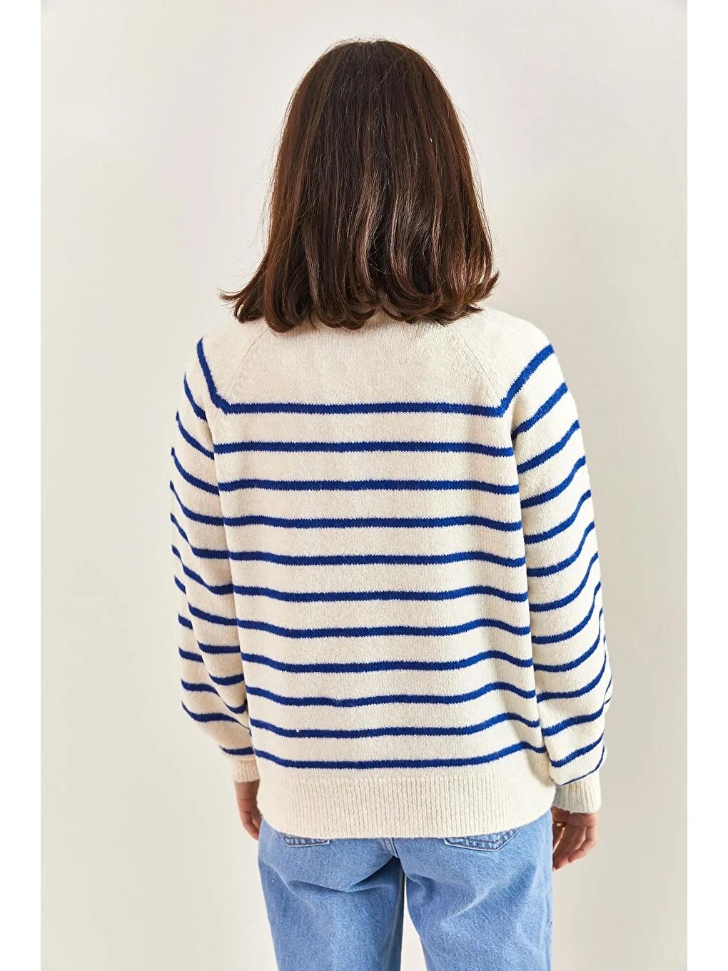 Bej Kadın Yakası İlikli Balıkçı Yaka Çizgili Triko Kazak-2