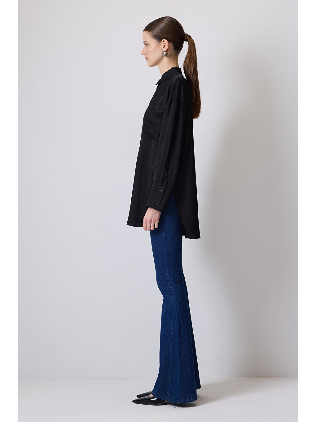 Siyah Relax Fit Gömlek-2