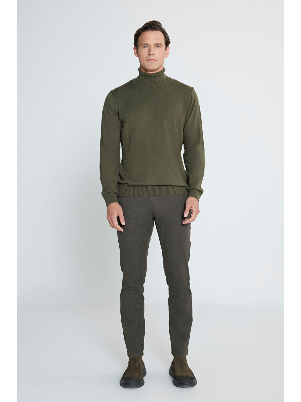 Erkek Haki Tüylenme Yapmayan Anti Pilling Özellikli Standart Fit Tam Balıkçı Yaka Triko-1