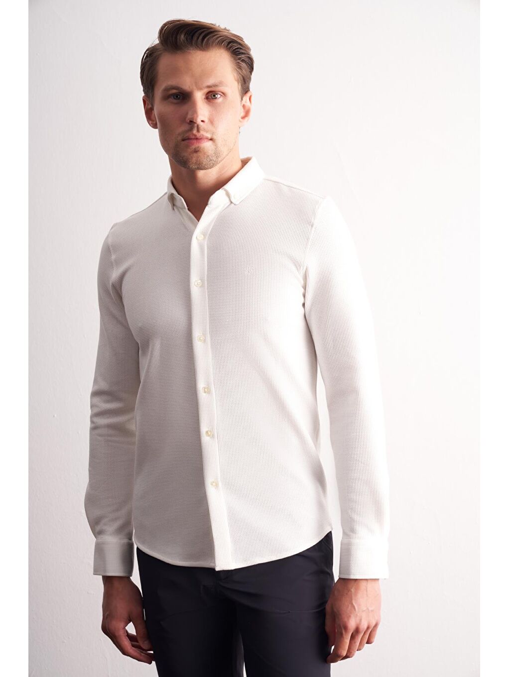 Ekru Uzun Kol Düğmeli Yaka  Pamuklu Slim Fit Gömlek 1004255267-2