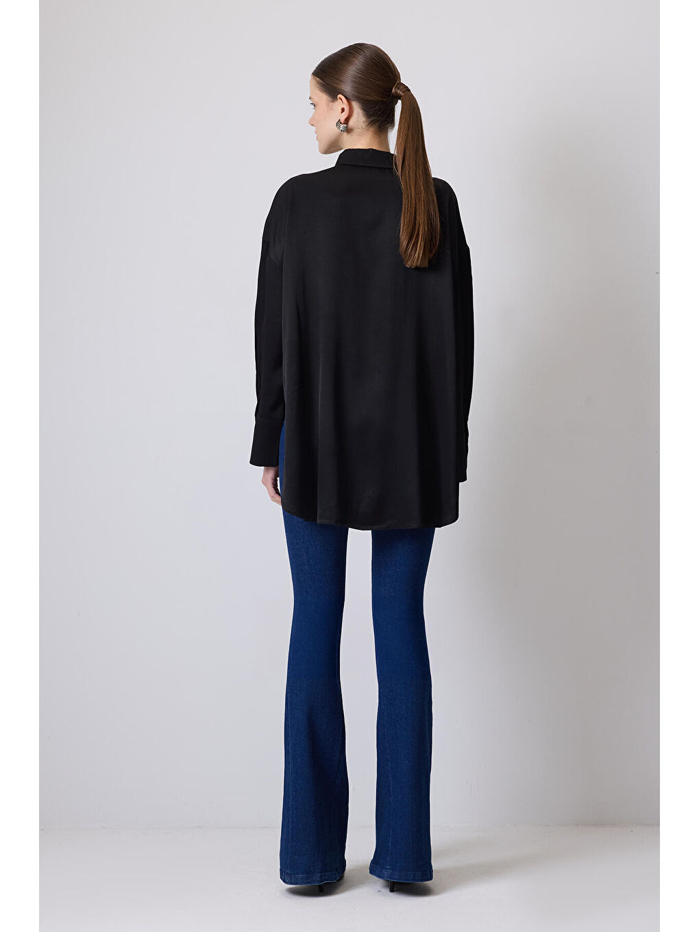 Siyah Relax Fit Gömlek-3