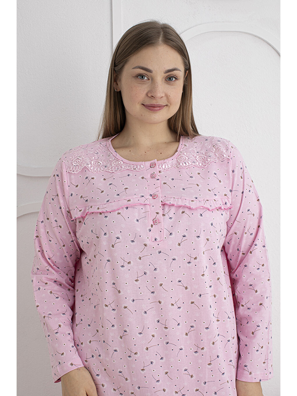 Pembe %100 Pamuklu Mevsimlik Kumaş Uzun Kol Büyük Beden Anne Geceliği 1525-3