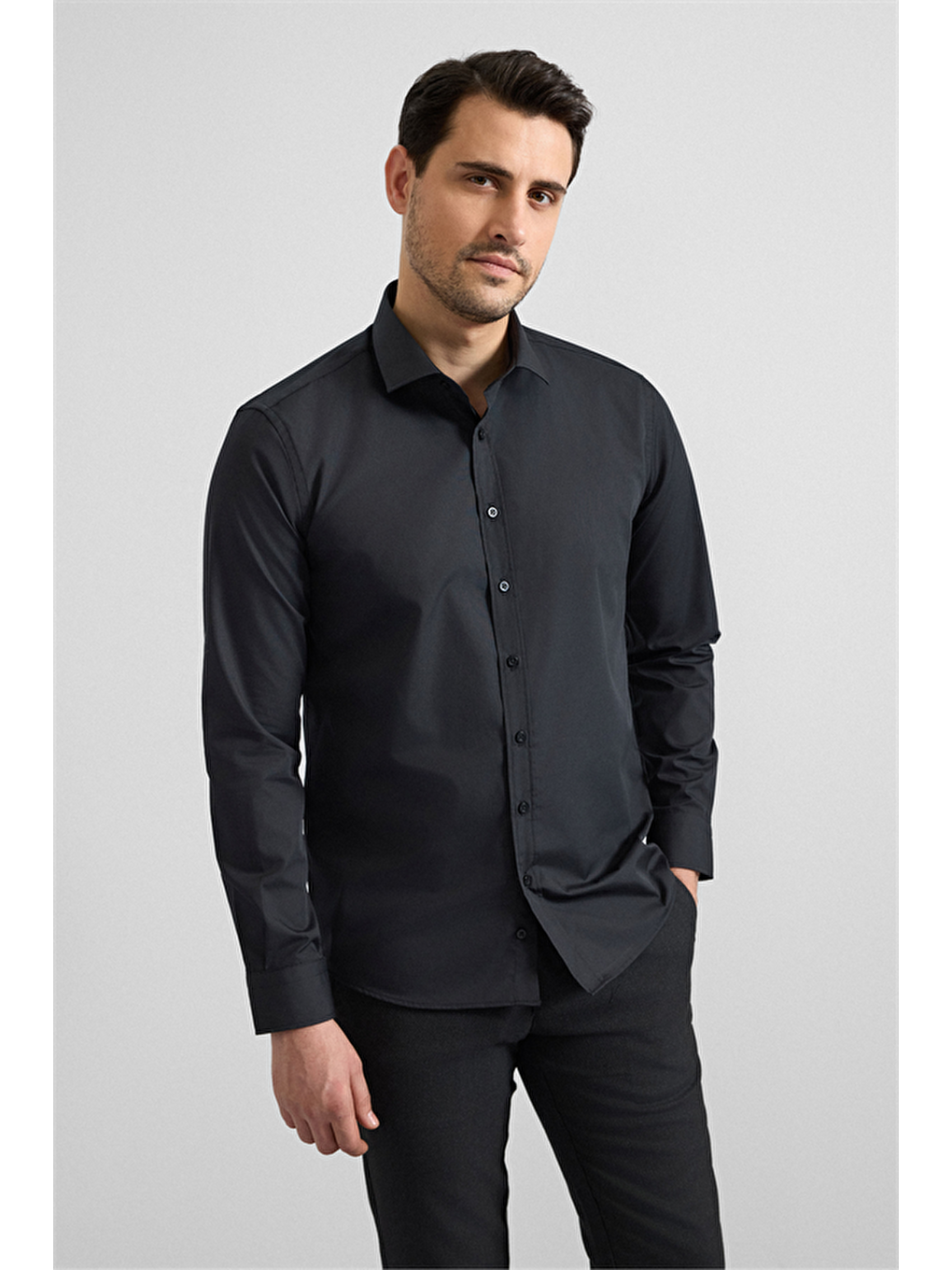 Siyah Slim Klasik Yaka Düz Klasik Gömlek