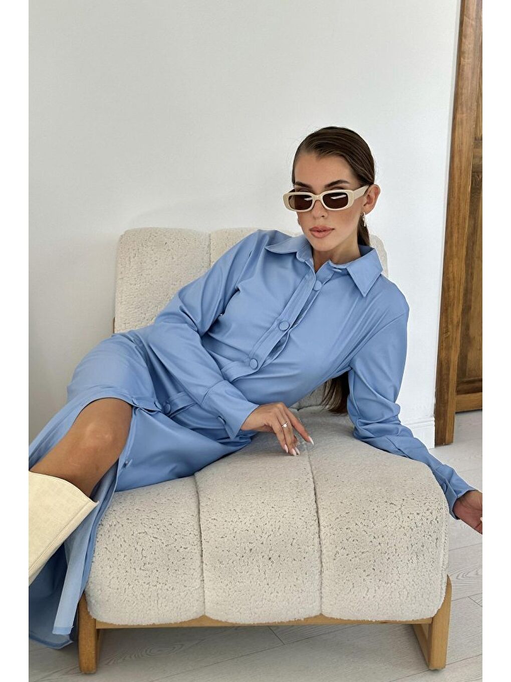 Mavi Boydan Düğmeli Deri Elbise-2