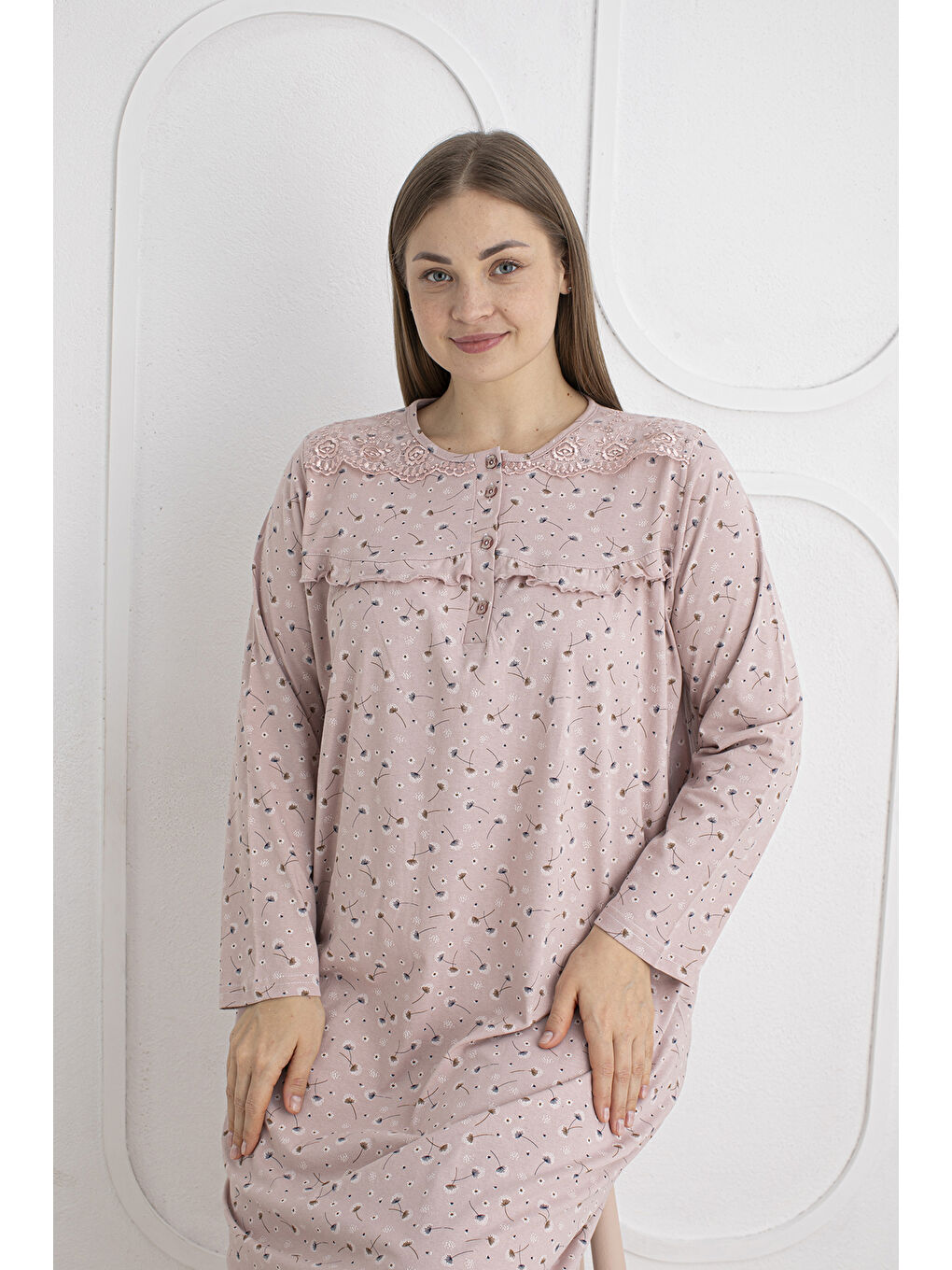 Pembe %100 Pamuklu Mevsimlik Kumaş Uzun Kol Büyük Beden Anne Geceliği 1525-3