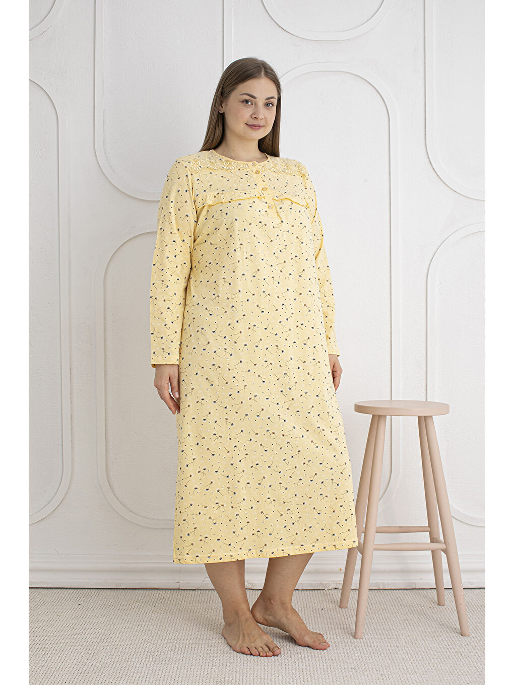 Sarı %100 Pamuklu Mevsimlik Kumaş Uzun Kol Büyük Beden Anne Geceliği 1525-2