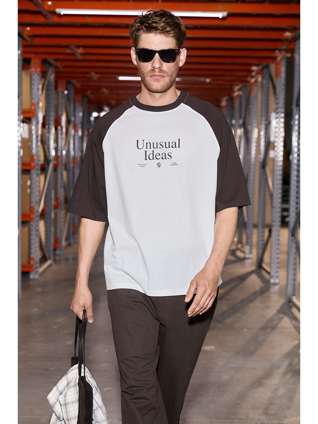 Lila PIMBA Erkek %100 Organik Pamuklu Yakası Ve Kolları Kontrast Renkli EKRU-KAHVERENGİ T-Shirt-1