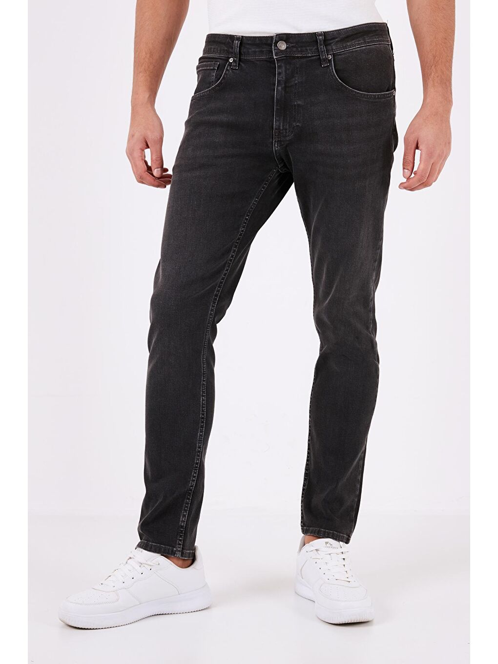 Buratti Siyah Pamuklu Yüksek Bel Slim Fit Boru Paça Jeans 3300J89TOKYO - 2