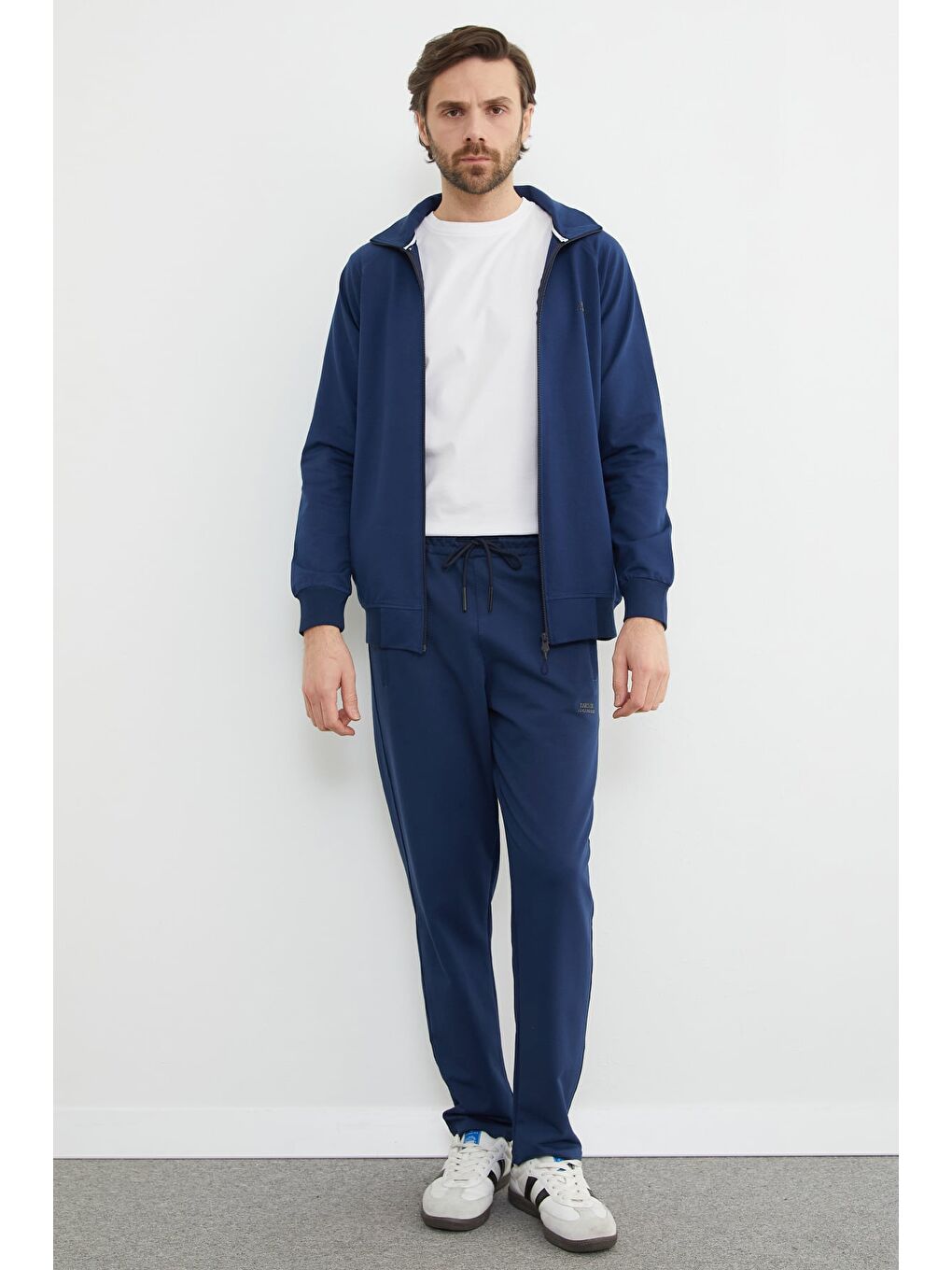 Lacivert Yazı Kabartmalı Fermuarlı Eşofman Takımı-2