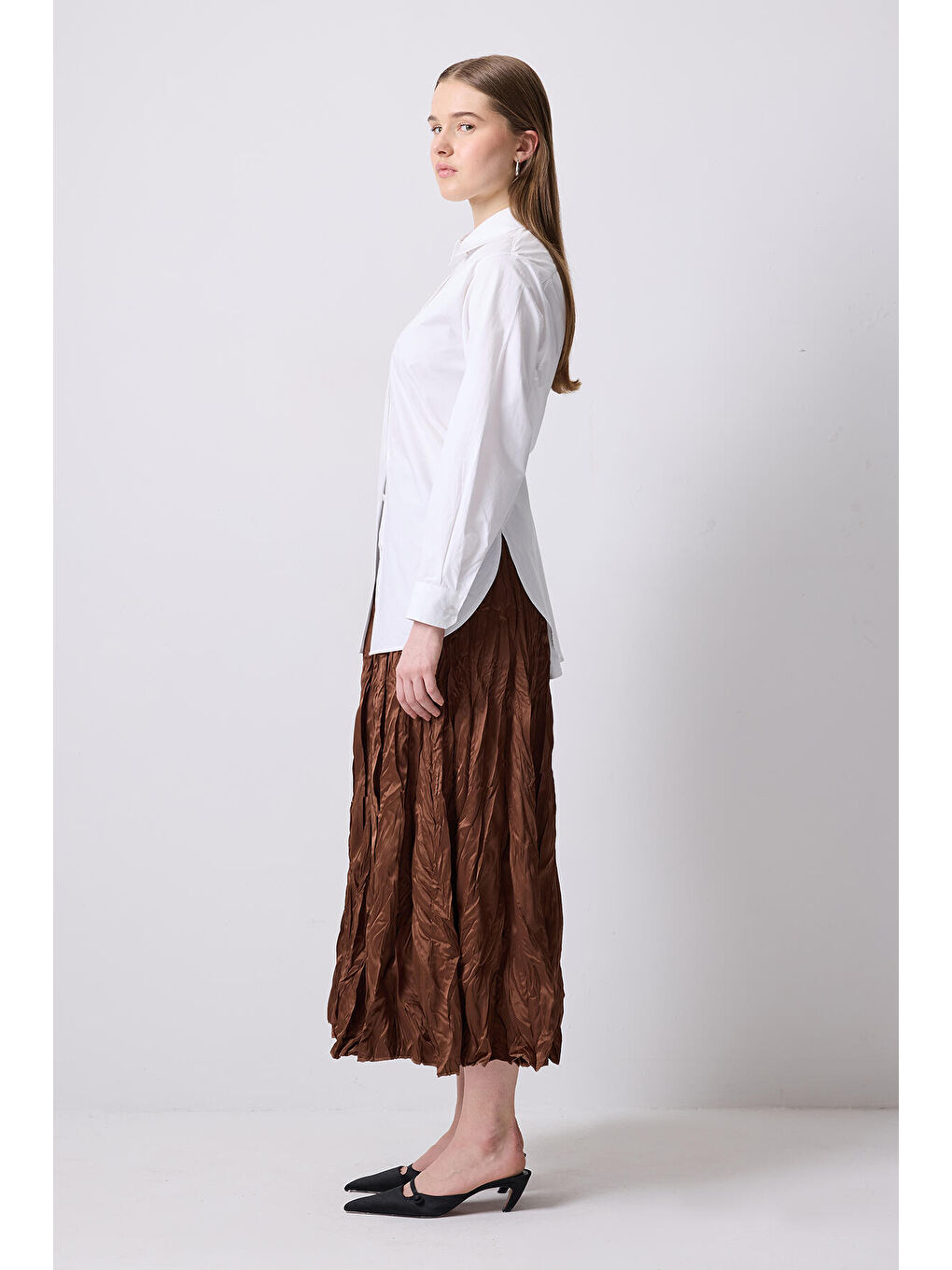 Kahverengi Crushlı Saten Etek-2