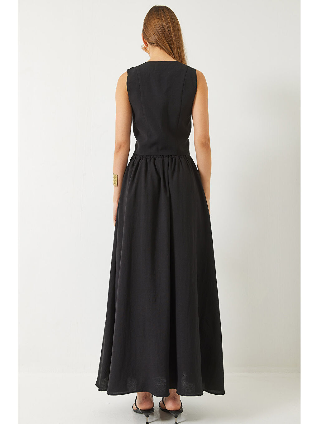 Siyah Kadın Olivia Yelekli Astarlı Cep Detaylı Kloş Etekli Takım-7