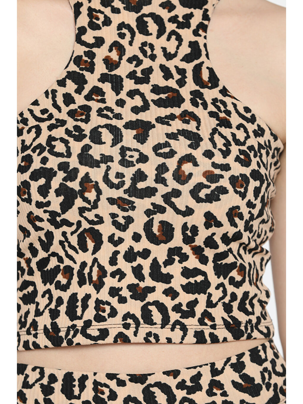 Kahverengi Leopar Desenli Elastanlı Kadın Bluz-3