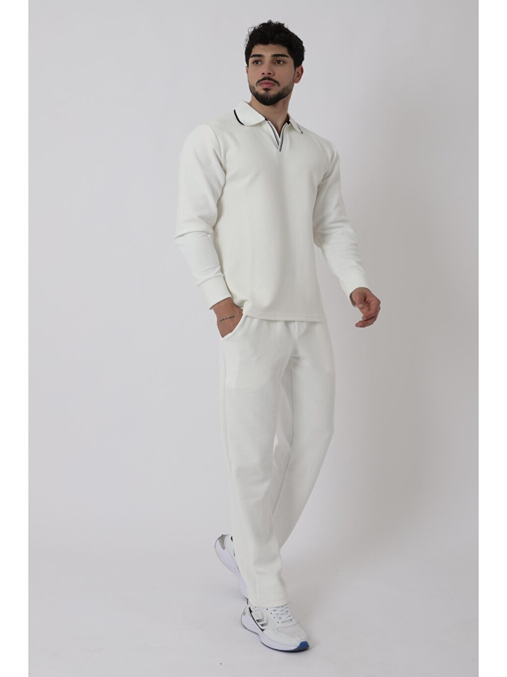Beyaz Apaç Yaka Kışlık Jogger Erkek Takım QM 2014 1058_72012