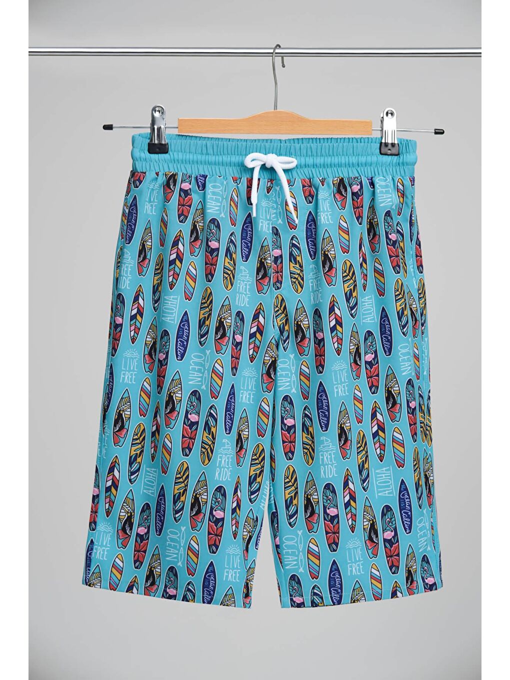 Sörf Desenli Mint Yeşili Erkek Çocuk Havuz Ve Deniz Şortu 2999