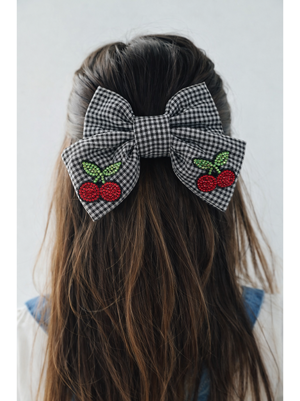 Kiraz Aksesuarlı Pötikareli Fiyonk Otomat Toka Siyah