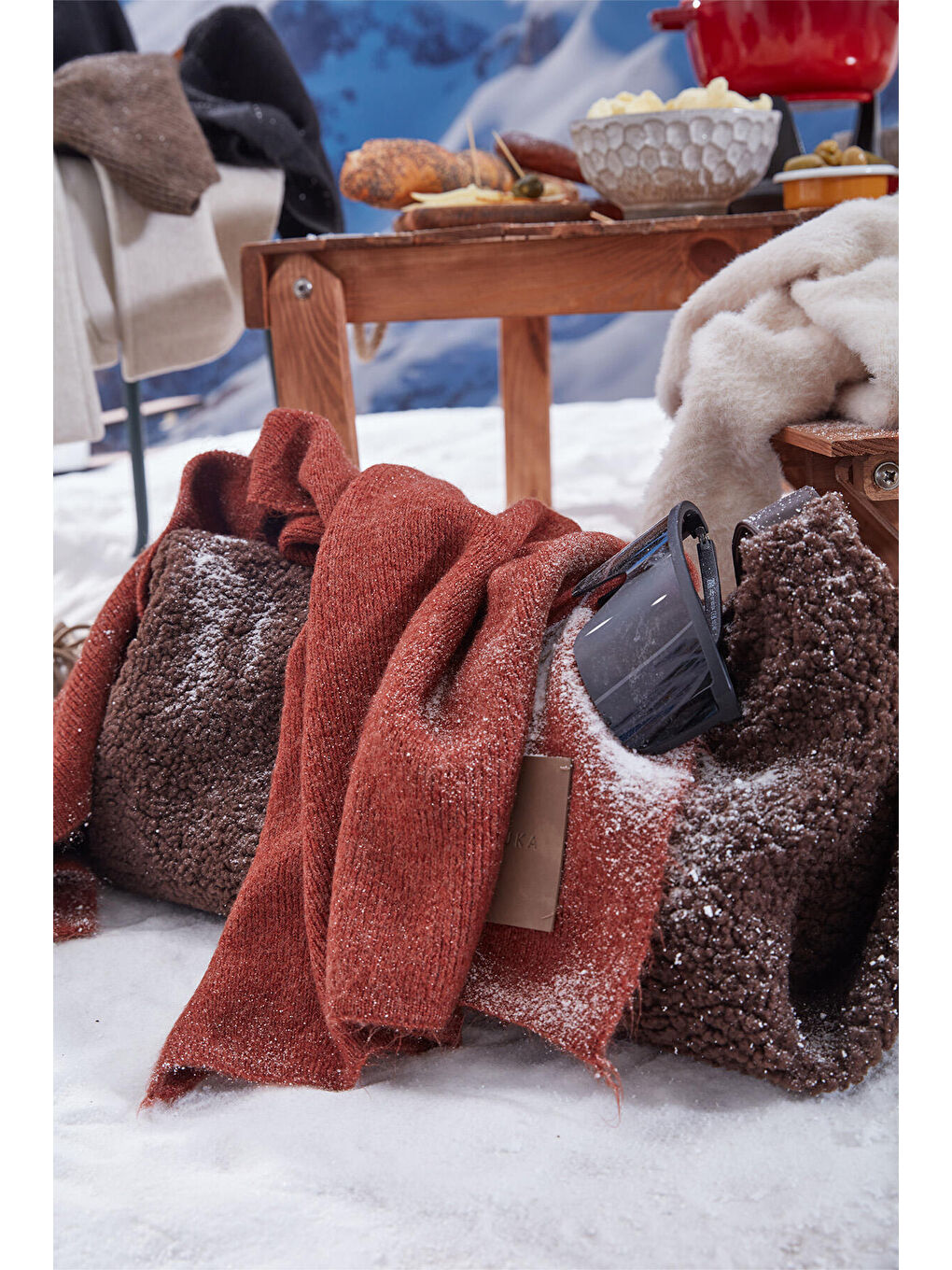 Kahverengi Cozy Yumuşak Dokulu Atkı Kiremit-4