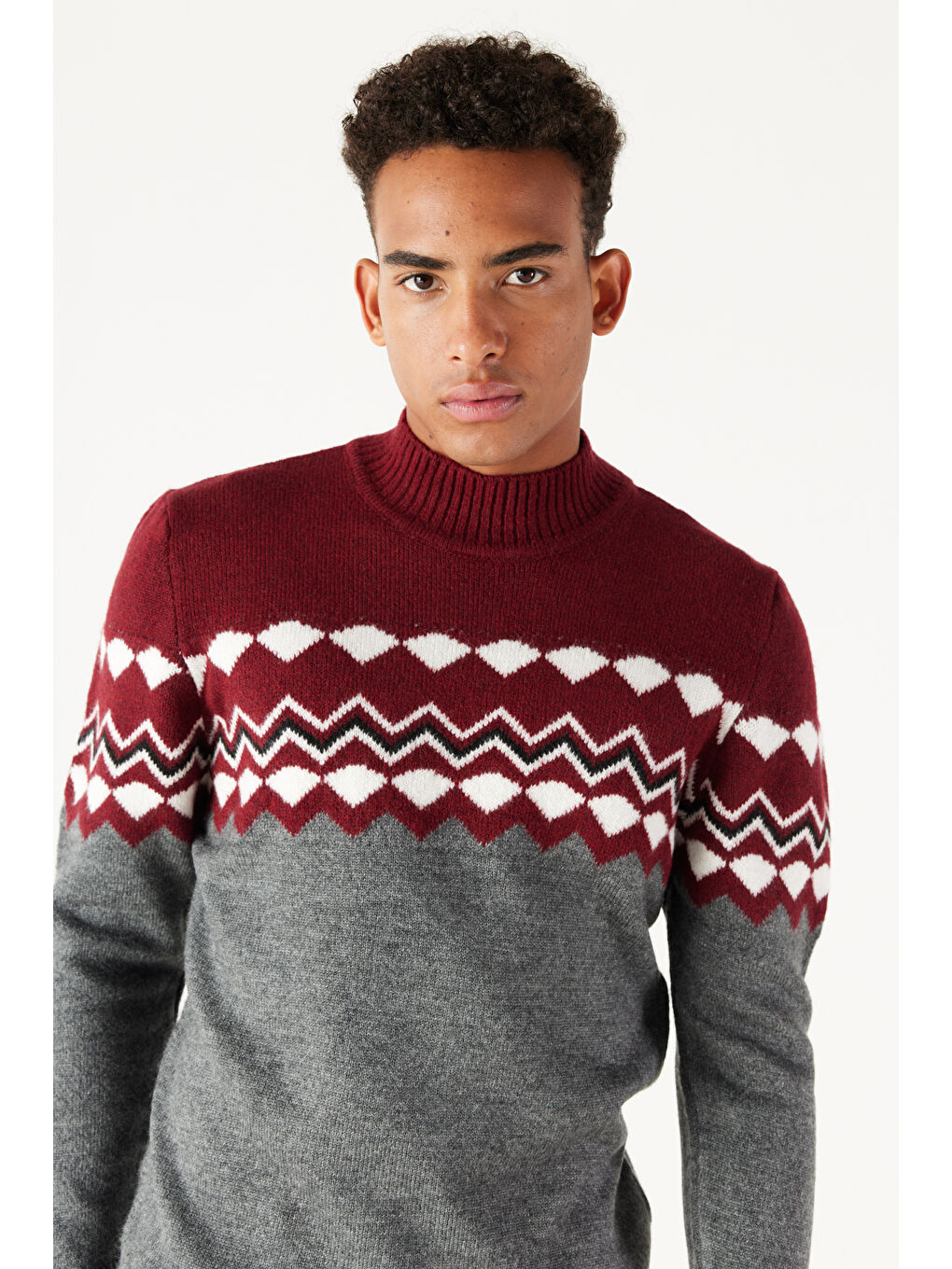 Erkek Bordo-Antrasit Standart Fit Yarım Balıkçı Yaka Jakarlı Yumuşak Dokulu Triko Kazak-2