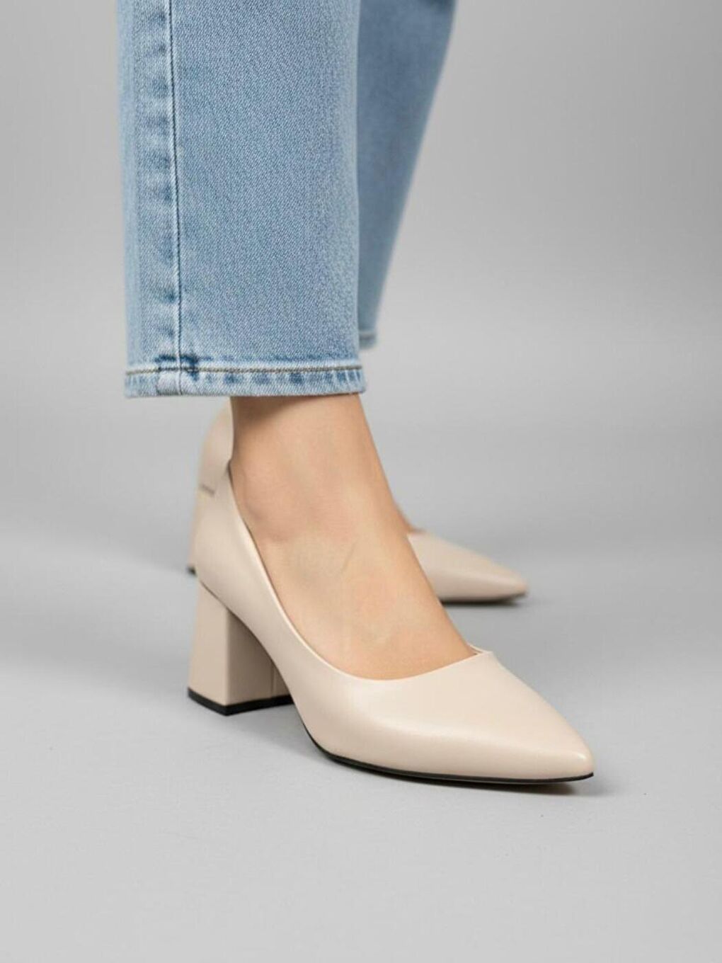 Kadın Siena Bej Cilt Sivri Burun Blok Topuklu Klasik Ayakkabı-3