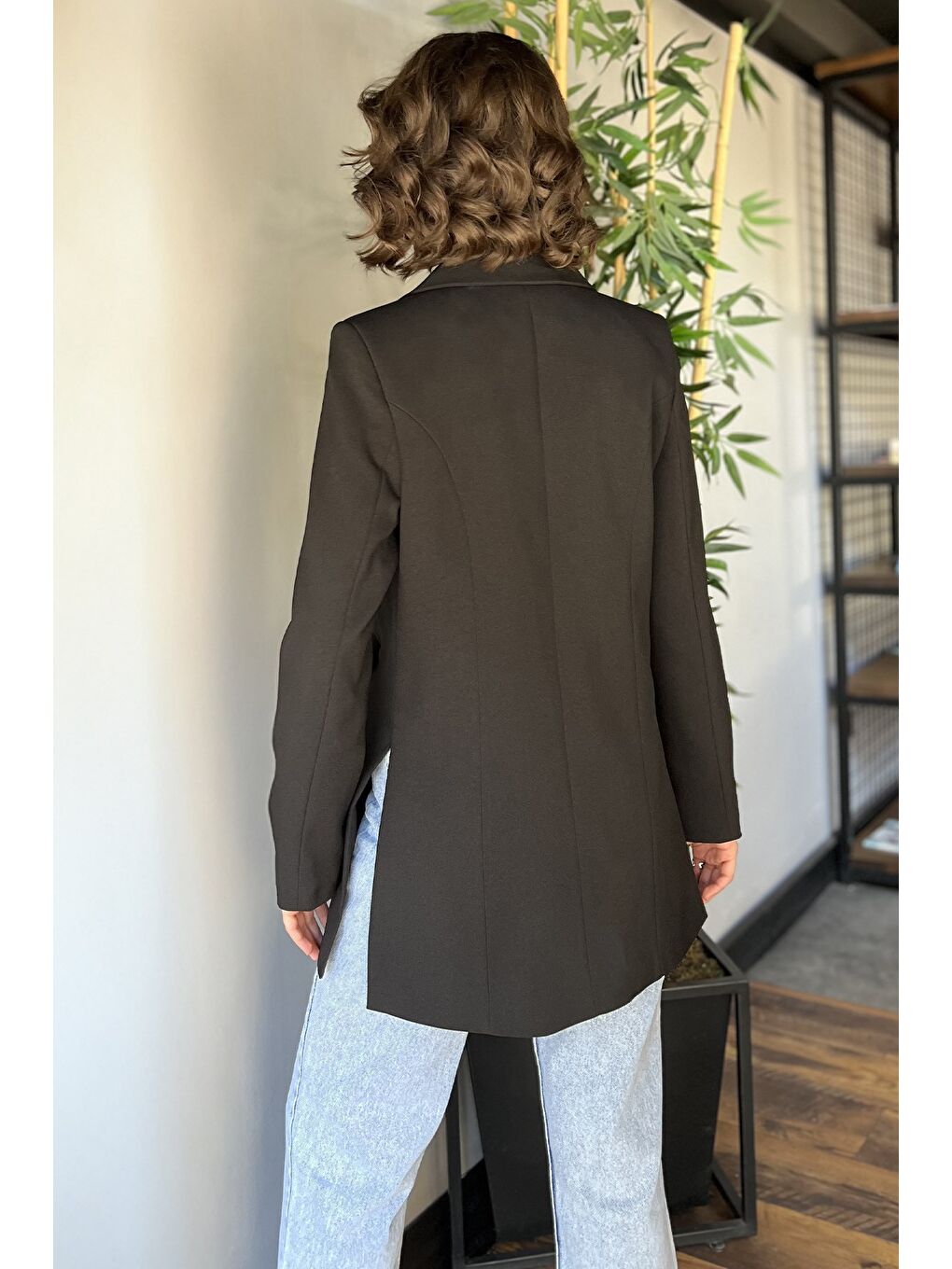 Siyah Yan Yırtmaçlı Astarlı Kadın Blazer Ceket-2