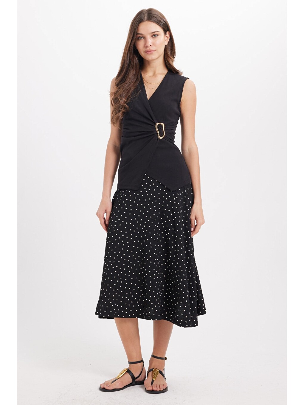 Kadın Slim Fit Dar Kesim Sıfır Kol Kruvaze Yaka Tokalı Pamuklu Elastanlı Siyah Bluz