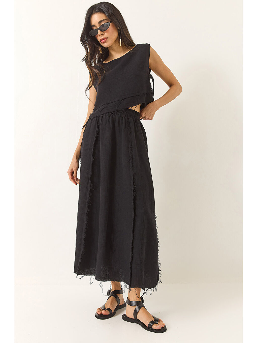 Siyah Kadın Beli Lastikli Etek Yandan Bağlama Detaylı Crop Müslin Alt-Üst Takım