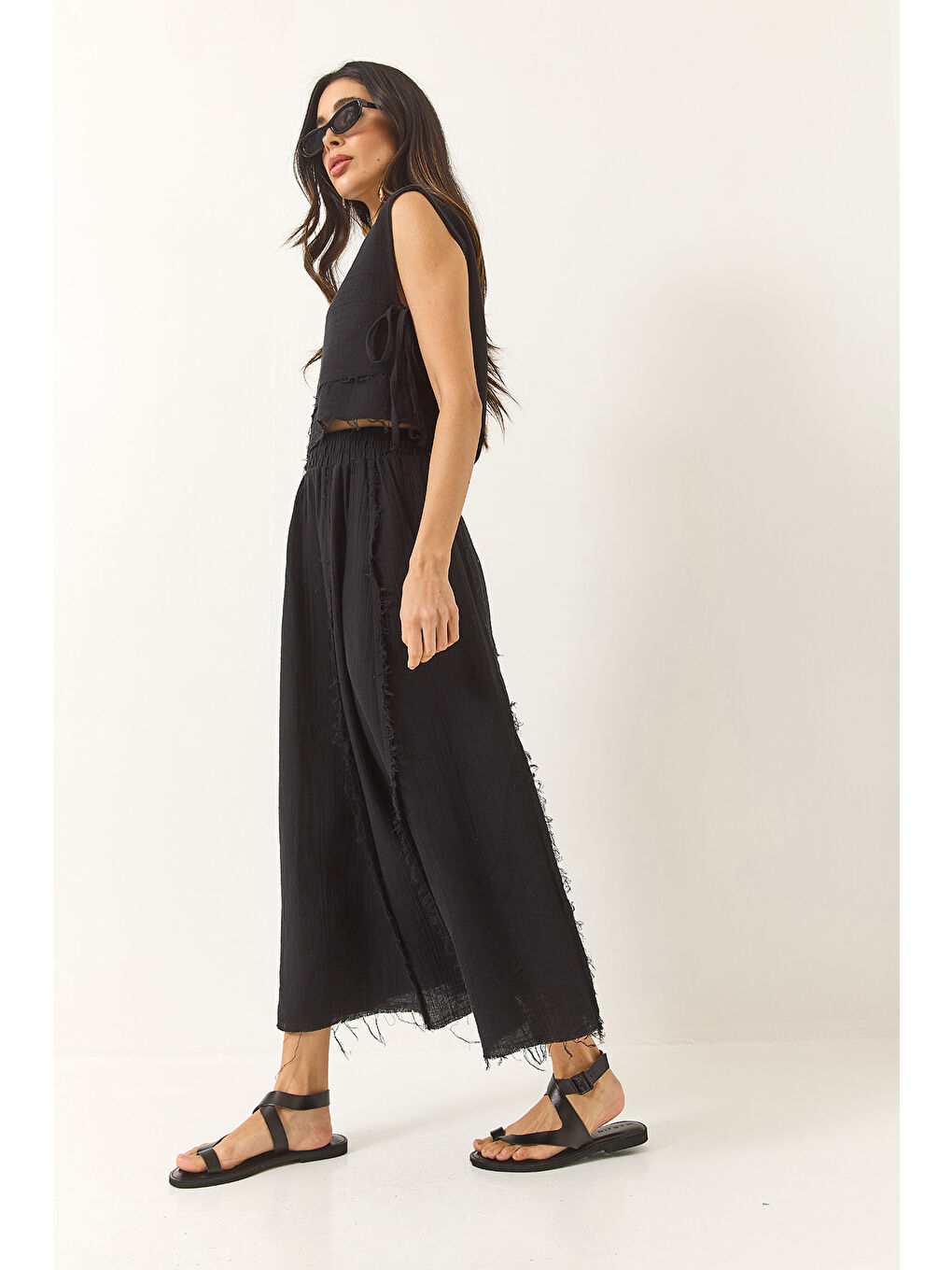 Siyah Kadın Beli Lastikli Etek Yandan Bağlama Detaylı Crop Müslin Alt-Üst Takım-3