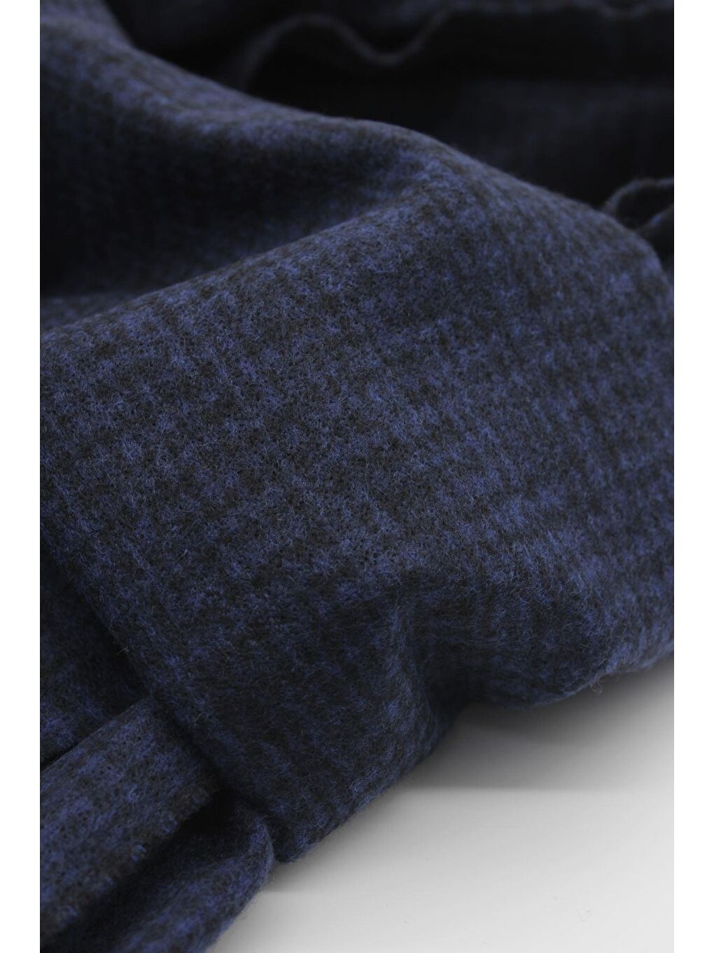 Koyu Lacivert Desenli Kaşkol 1067245107_200-1