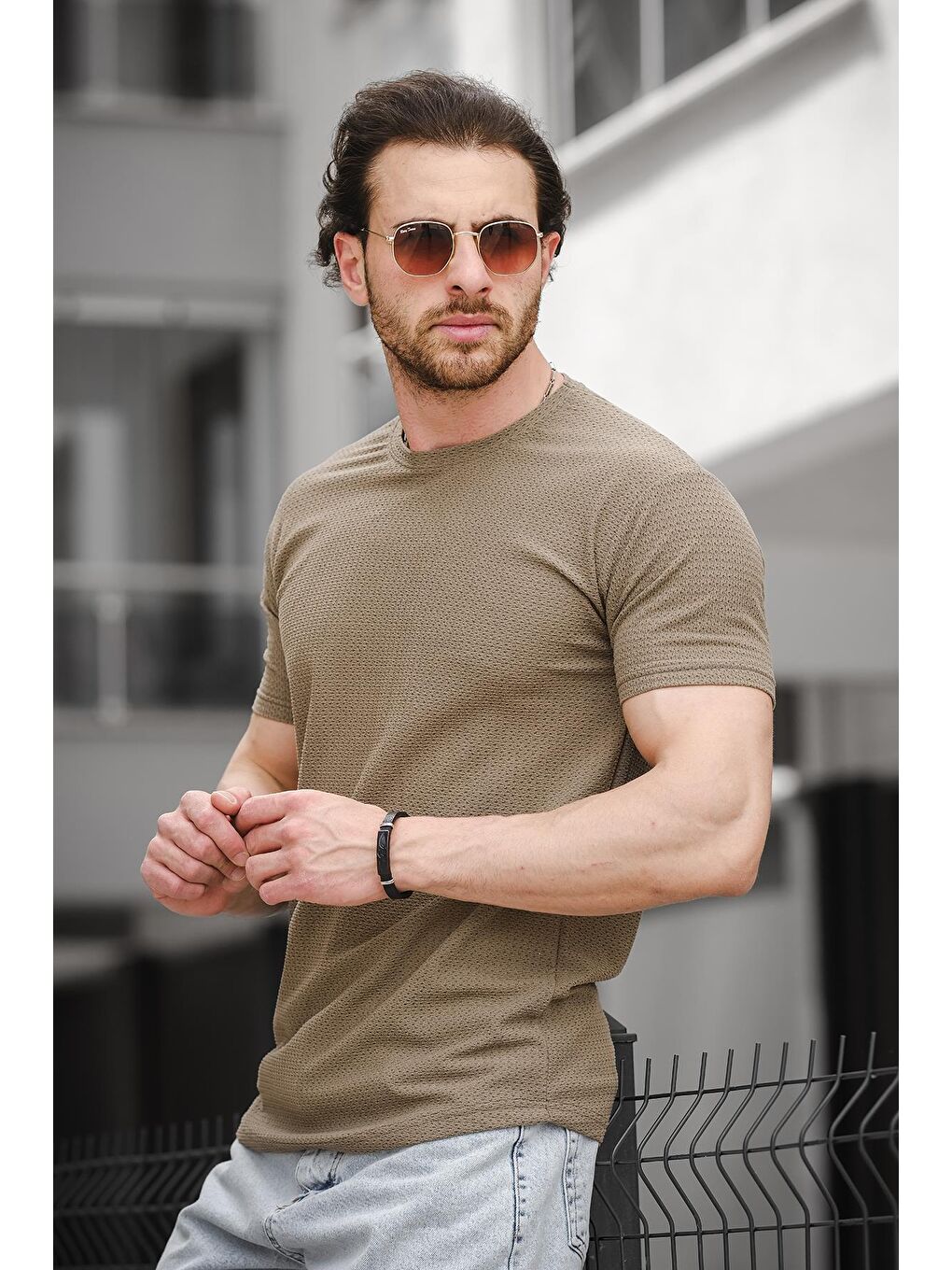 Haki Bisiklet Yaka Kısa Kollu Örgü Desenli Erkek Tişört-2