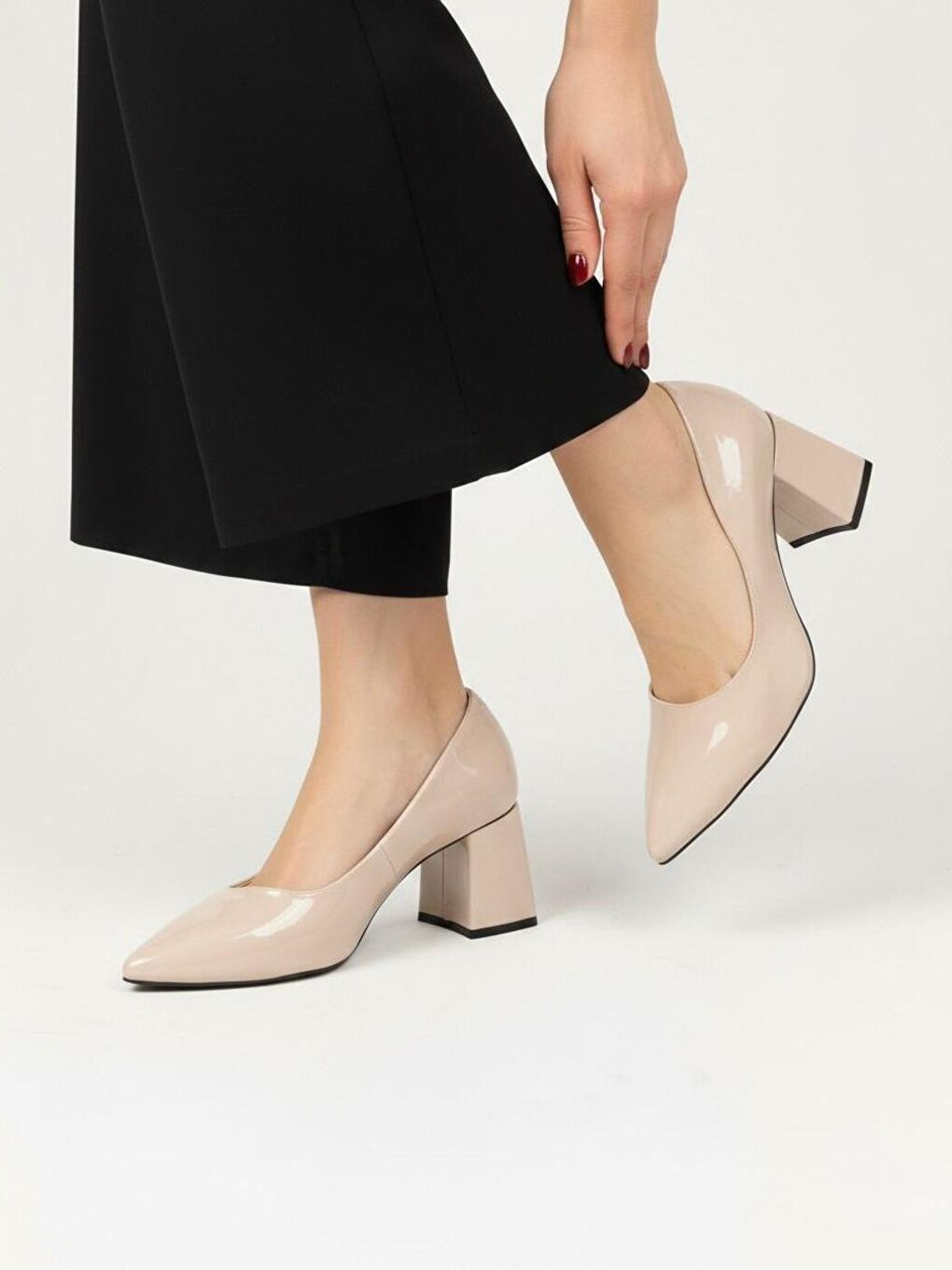 Kadın Siena Bej Rugan Sivri Burun Blok Topuklu Klasik Ayakkabı-2