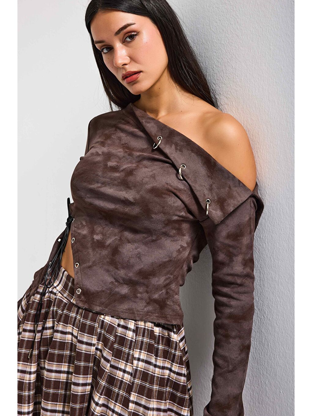 Kahverengi Kadın Kahve w5 Asimetrik Kesim Tek Omuz Açık Özel Tasarım Crop Top-4