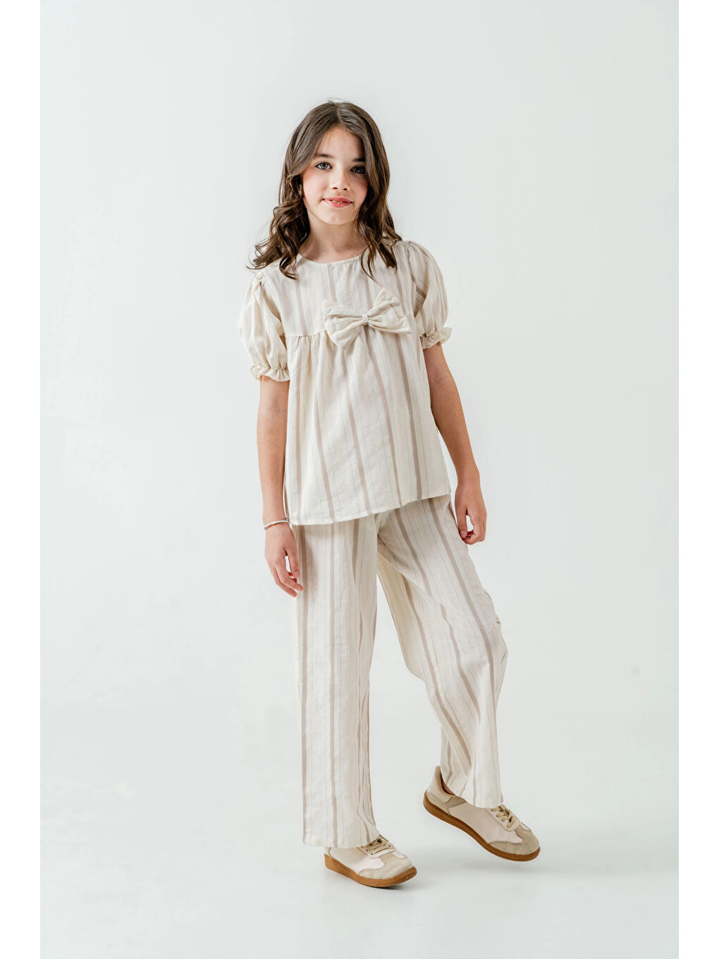 Bej Kurdelalı Çizgili Kız Çocuk Takım 3837-1