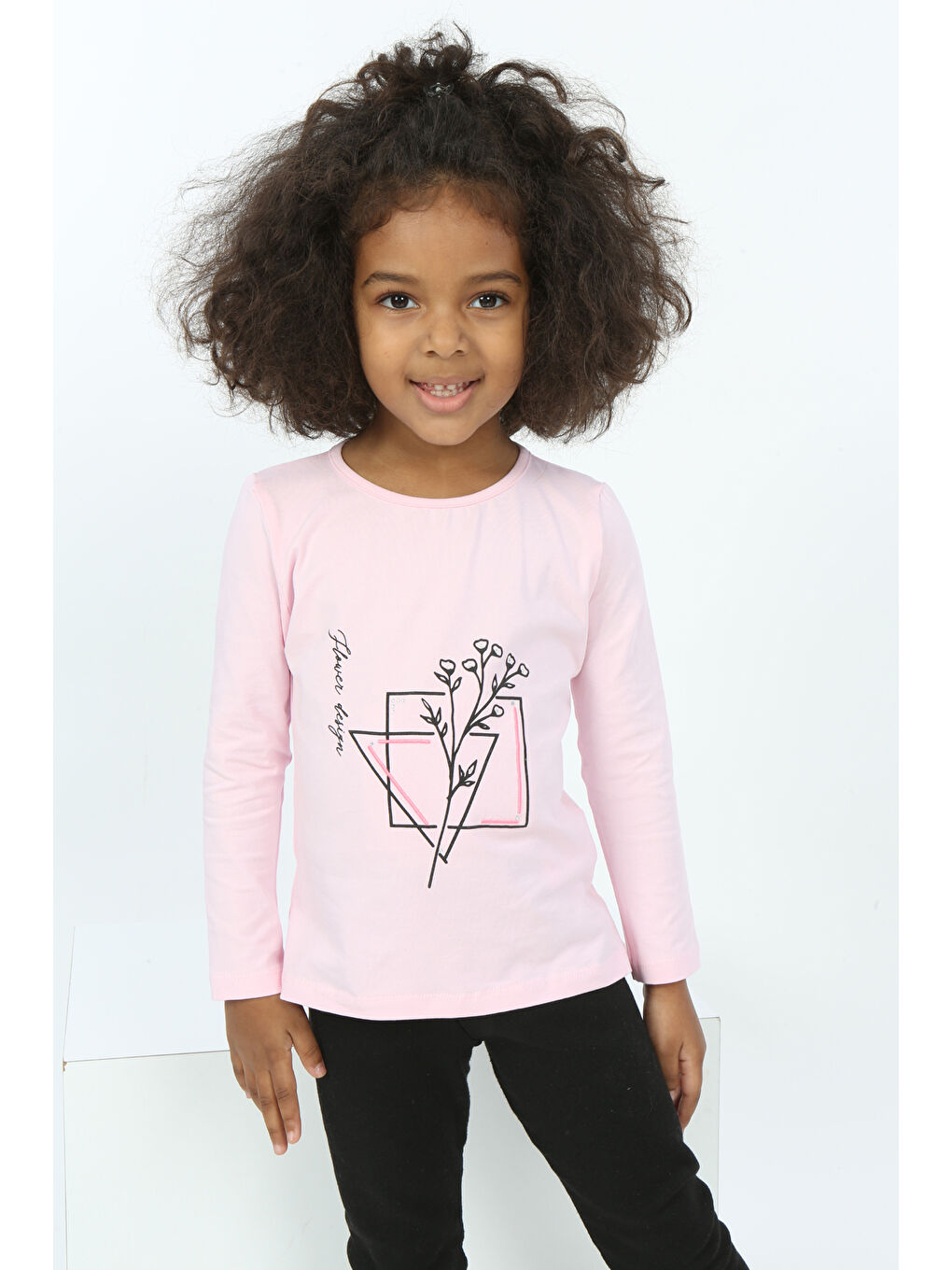 Pembe Kız Bebek Çiçekli Yazı Nakışlı Tişört-2