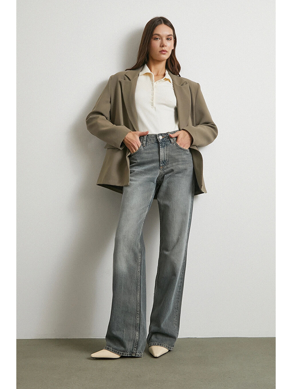 Gri Beş Cepli Yüksek Bel Jean Füme-3