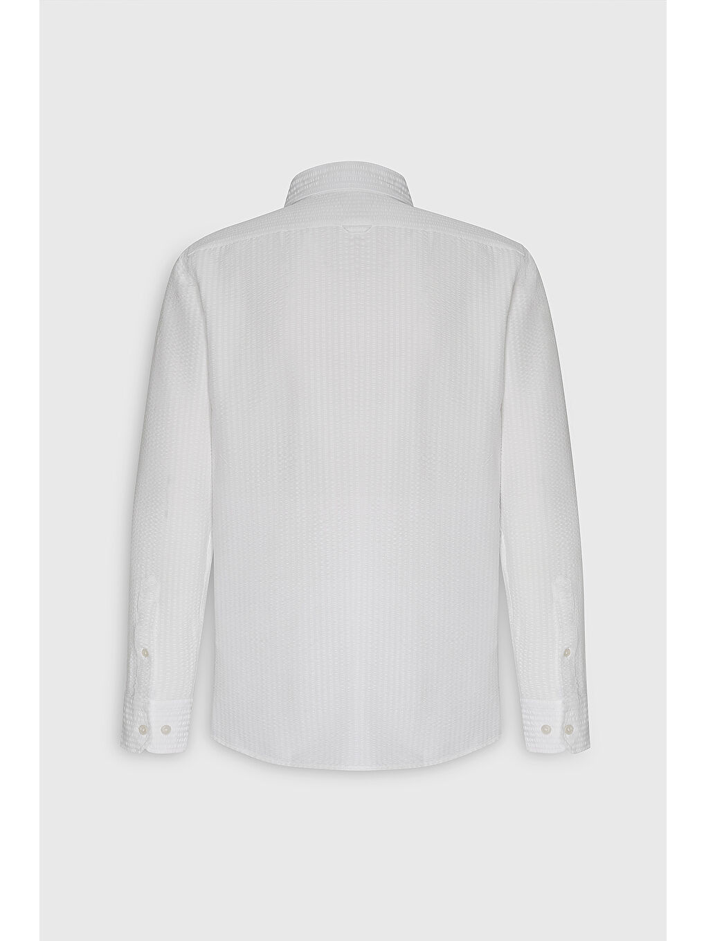 Erkek Beyaz Pamuklu Dar Kesim Düğmeli Yaka Gofre Desenli Gömlek-9