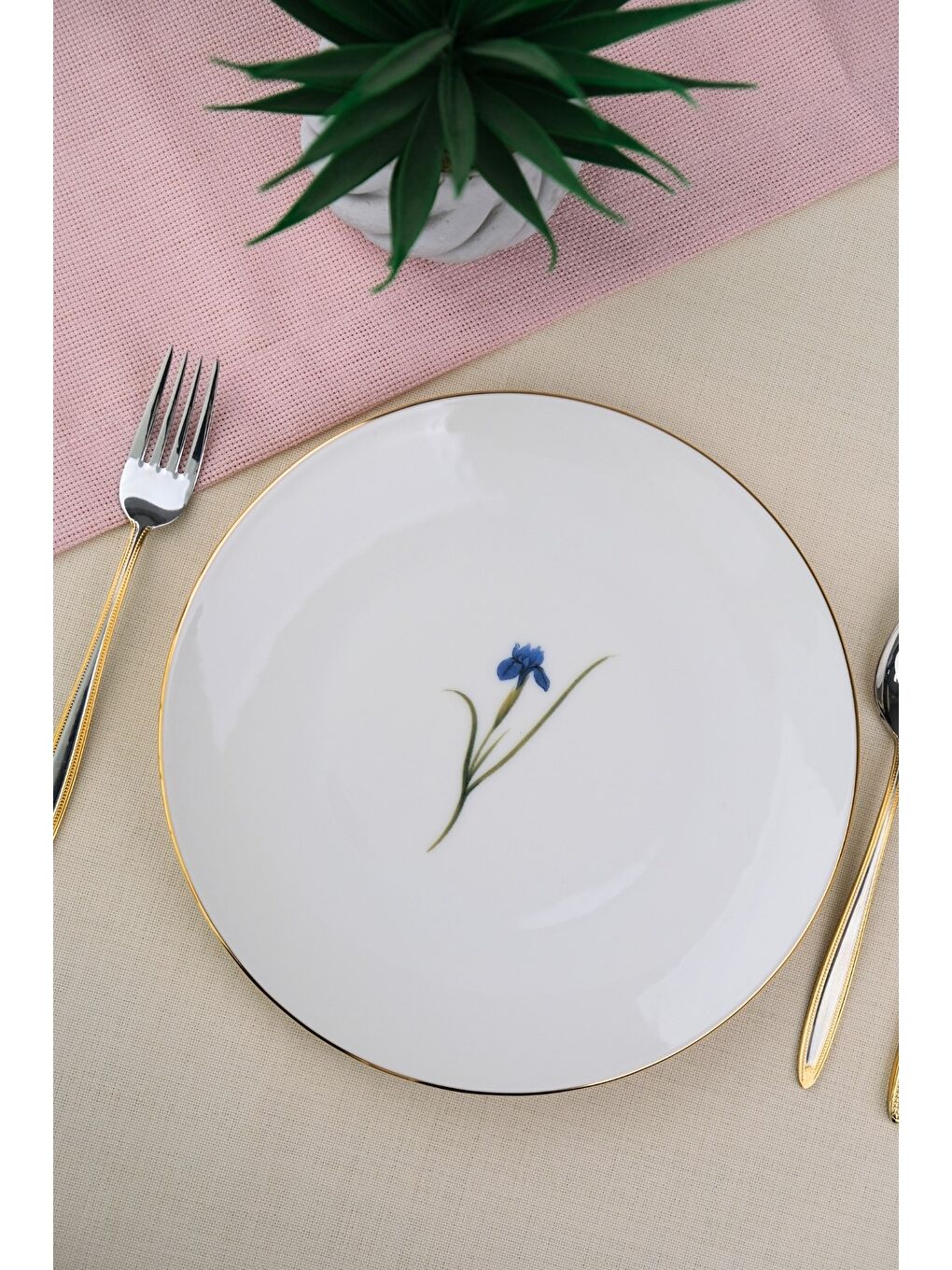 Beyaz Porselen Natura İris Altın Yaldız Pasta Tabağı 20,50cm Tekli-1