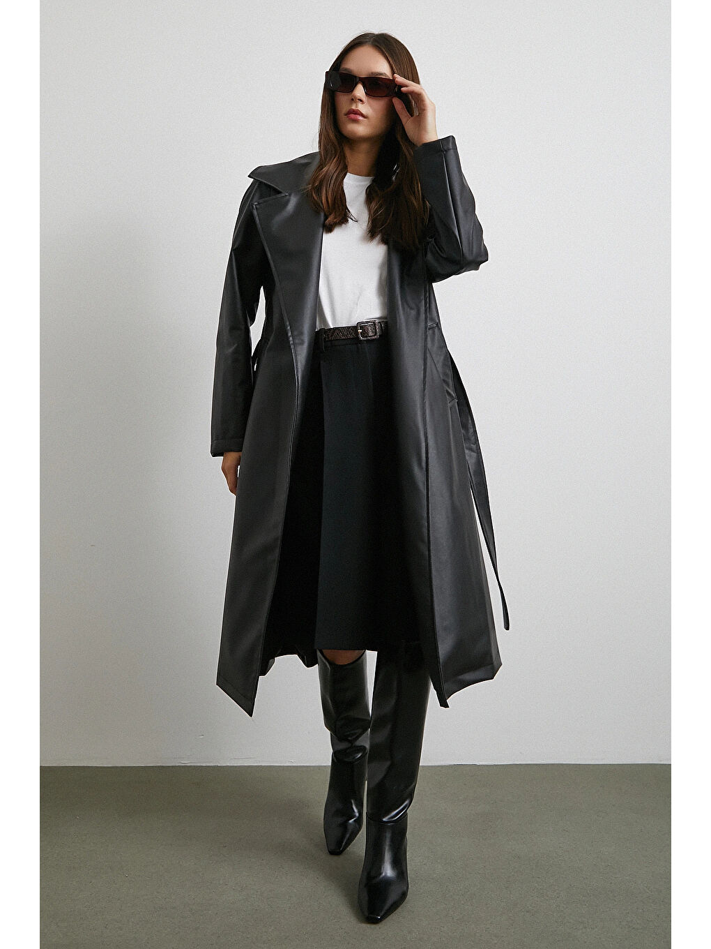 Kuşaklı Deri Pardesü Siyah-2